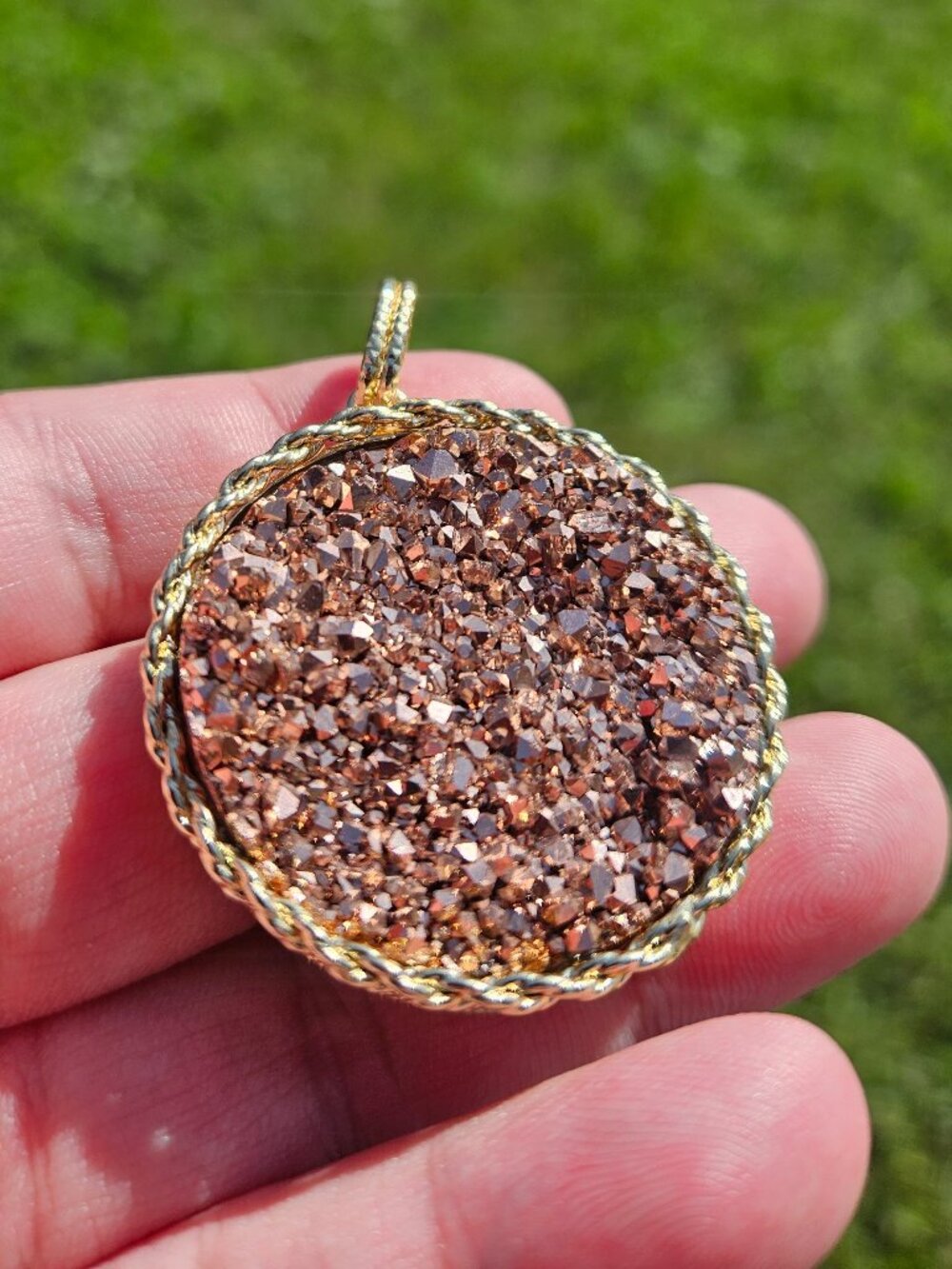 14K Yellow Italian Gold Pink Druzy Quartz Circular Braided Pendant Charm 1.5Inch